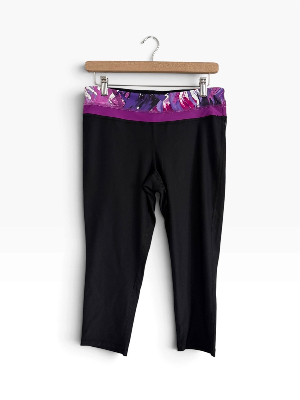 Xersion Black Capri Leggings with Purple Printed Waistband